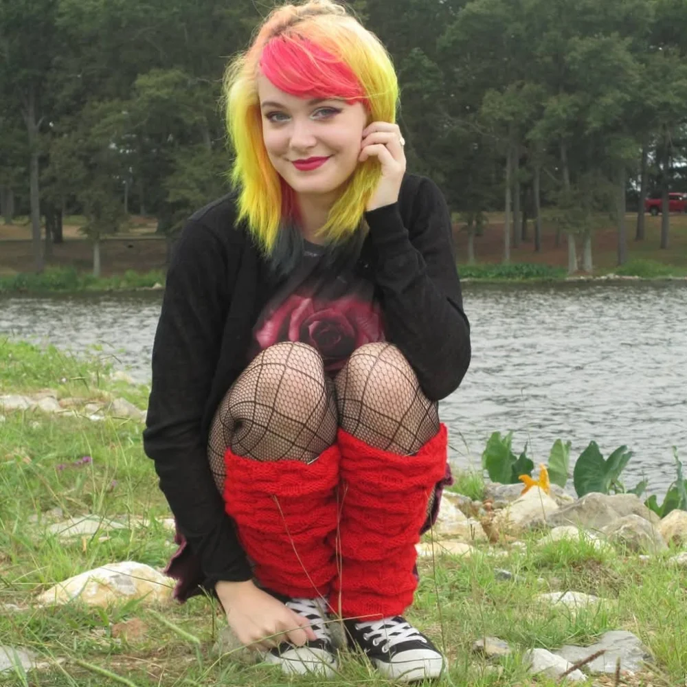 Red Checkerboard Knit Acrylic Leg Warmers Handmade Knit Punk Emo Goth - Picture 7 of 7